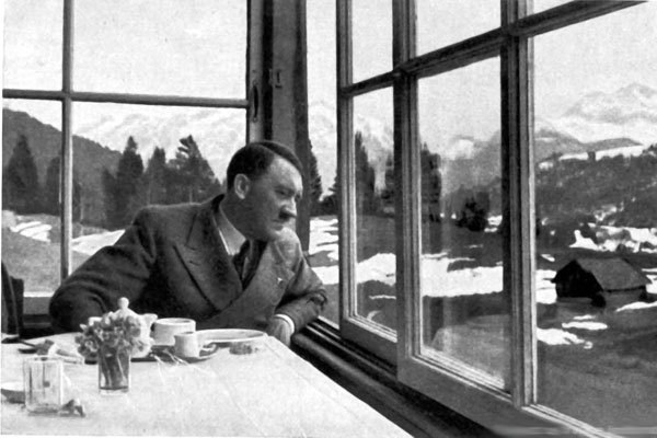عکس  آدولف هیتلر - از وبلاگ شخصی حامد پروینی
