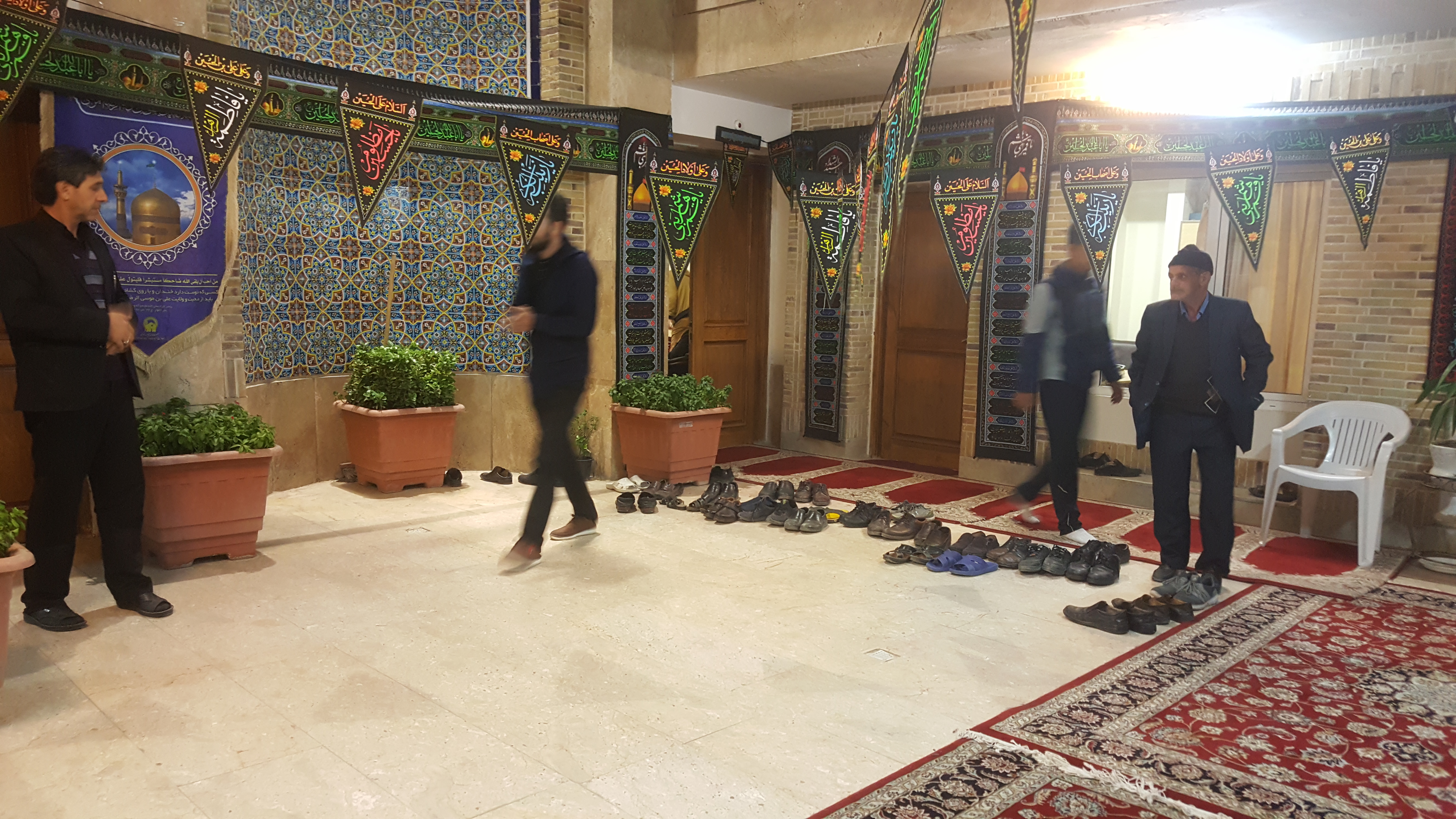 مسجد امام خمینی مشهد در شب شهادت امام‌رضا