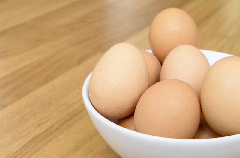 خواص سفیده زرده تخم مرغ برای پوست