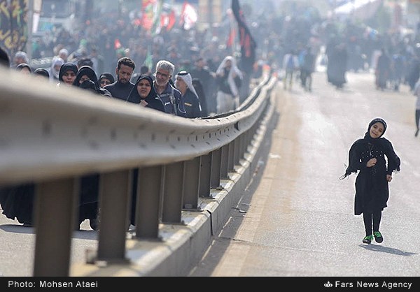 shia muslims great walking, arbain2015,imam hossein