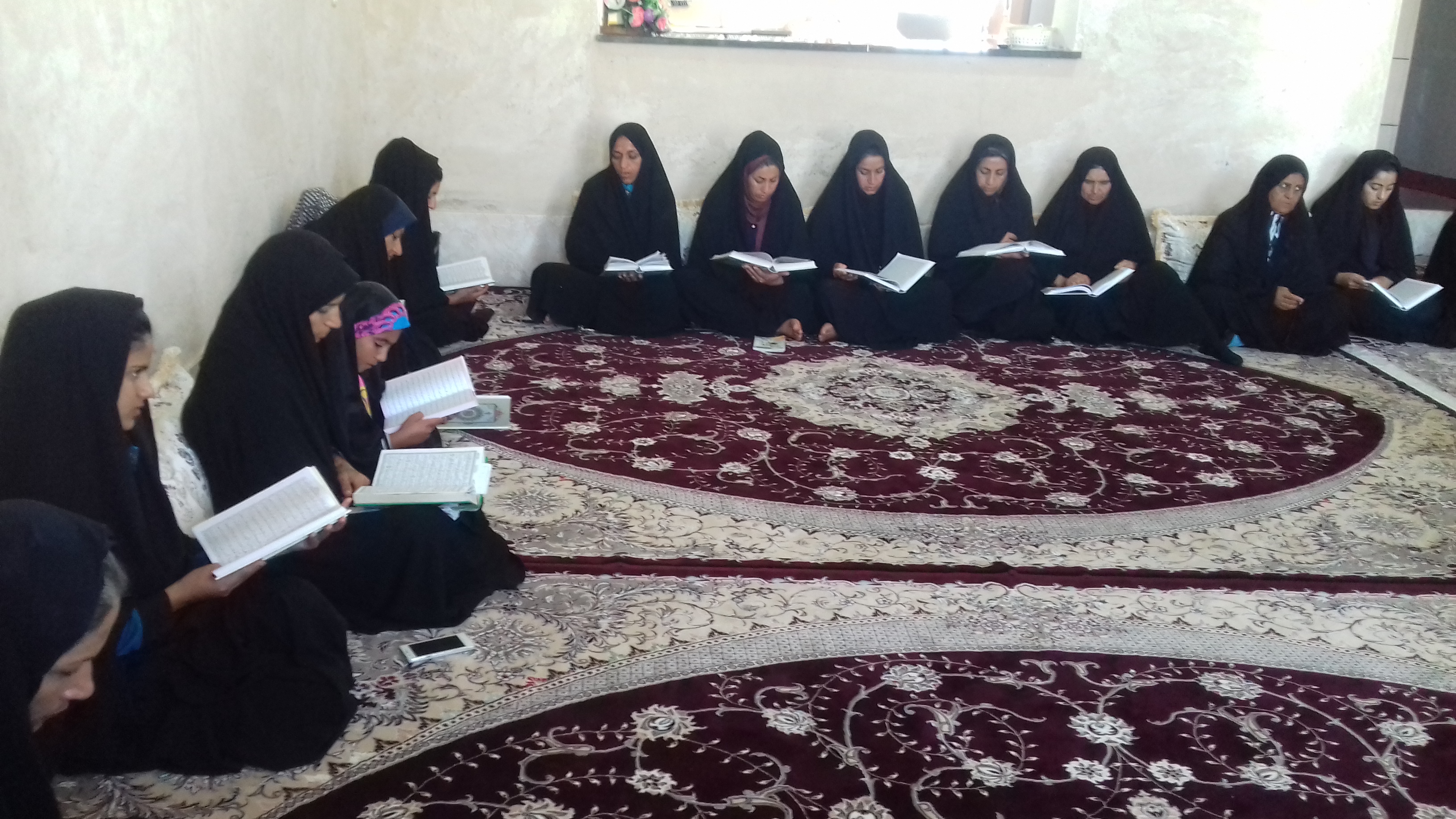 محفل معنوی انس با قرآن ویژه خواهران