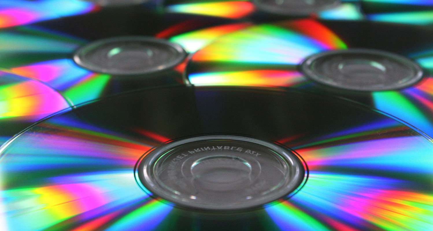 کپی و بازیابی اطلاعات و حل مشکل خوانده نشدن CD و DVD خش دار