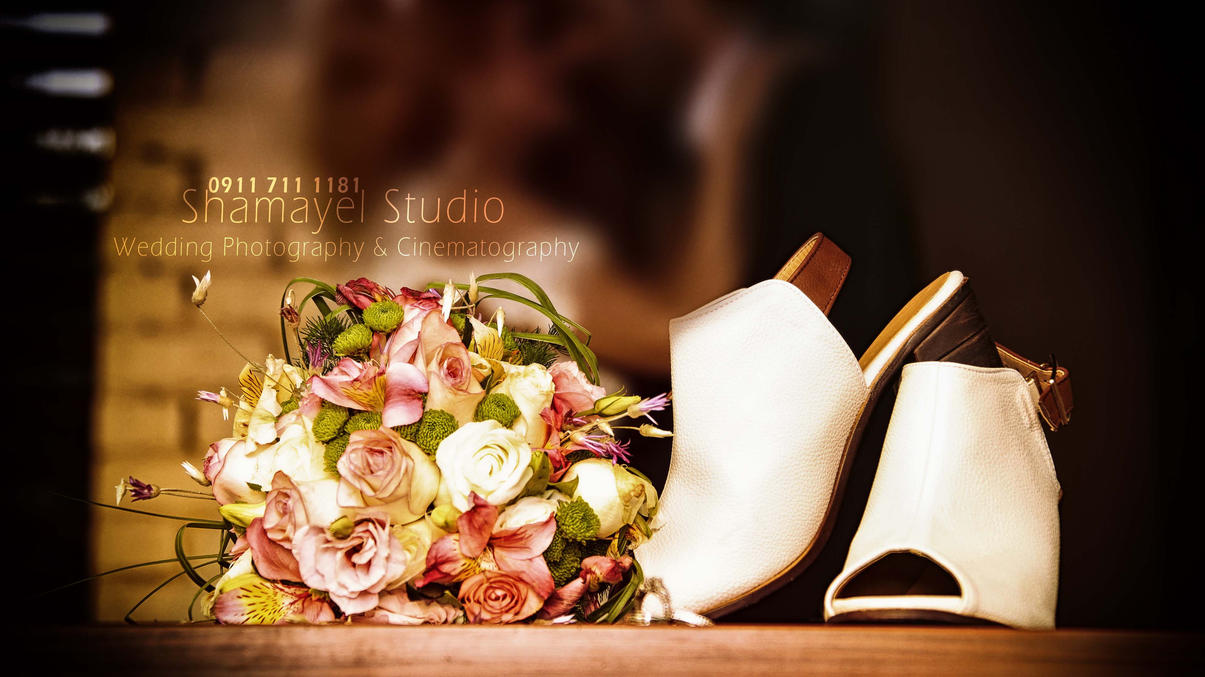 کفش و دسته گل عروس
