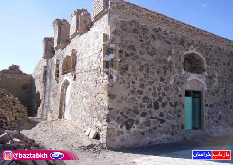 مرمت مزار شیخ شمس الدین در روستای گل ، شهرستان خوسف