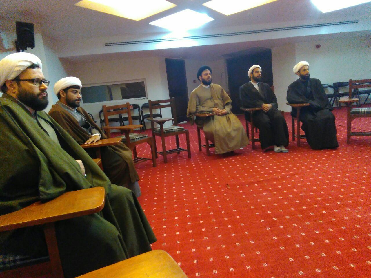 جلسه هم اندیشی اساتید طرح دانش و بینش در مسجد امام خمینی مشهد
