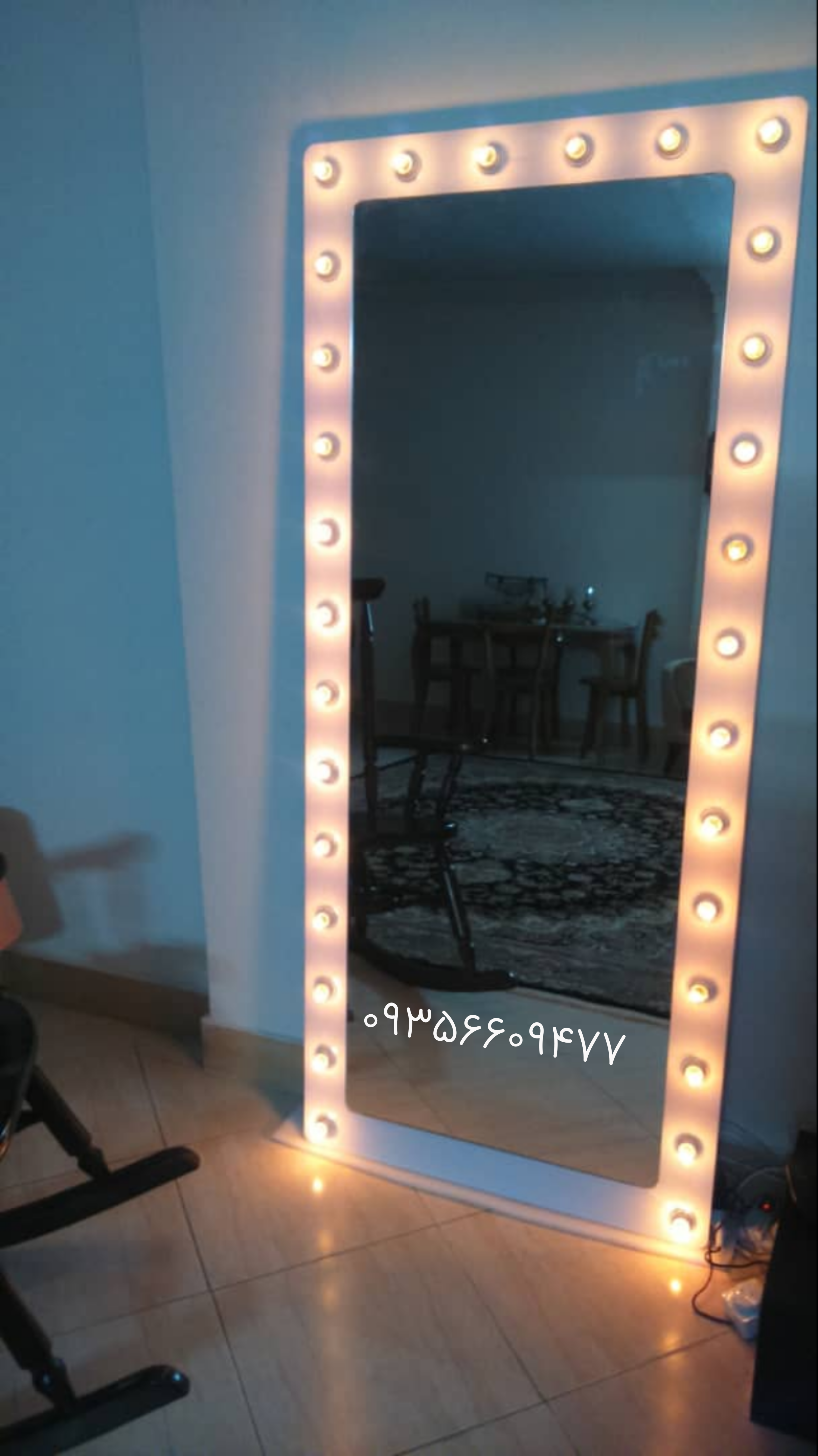 آینه قدی لامپی