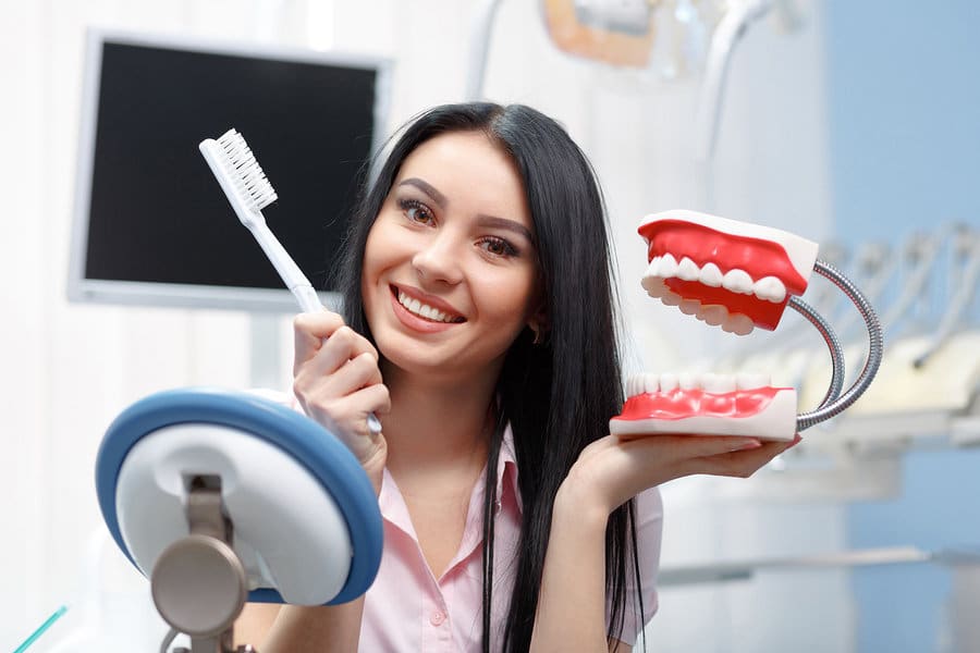 اصول مراقبت از ایمپلنت دندان