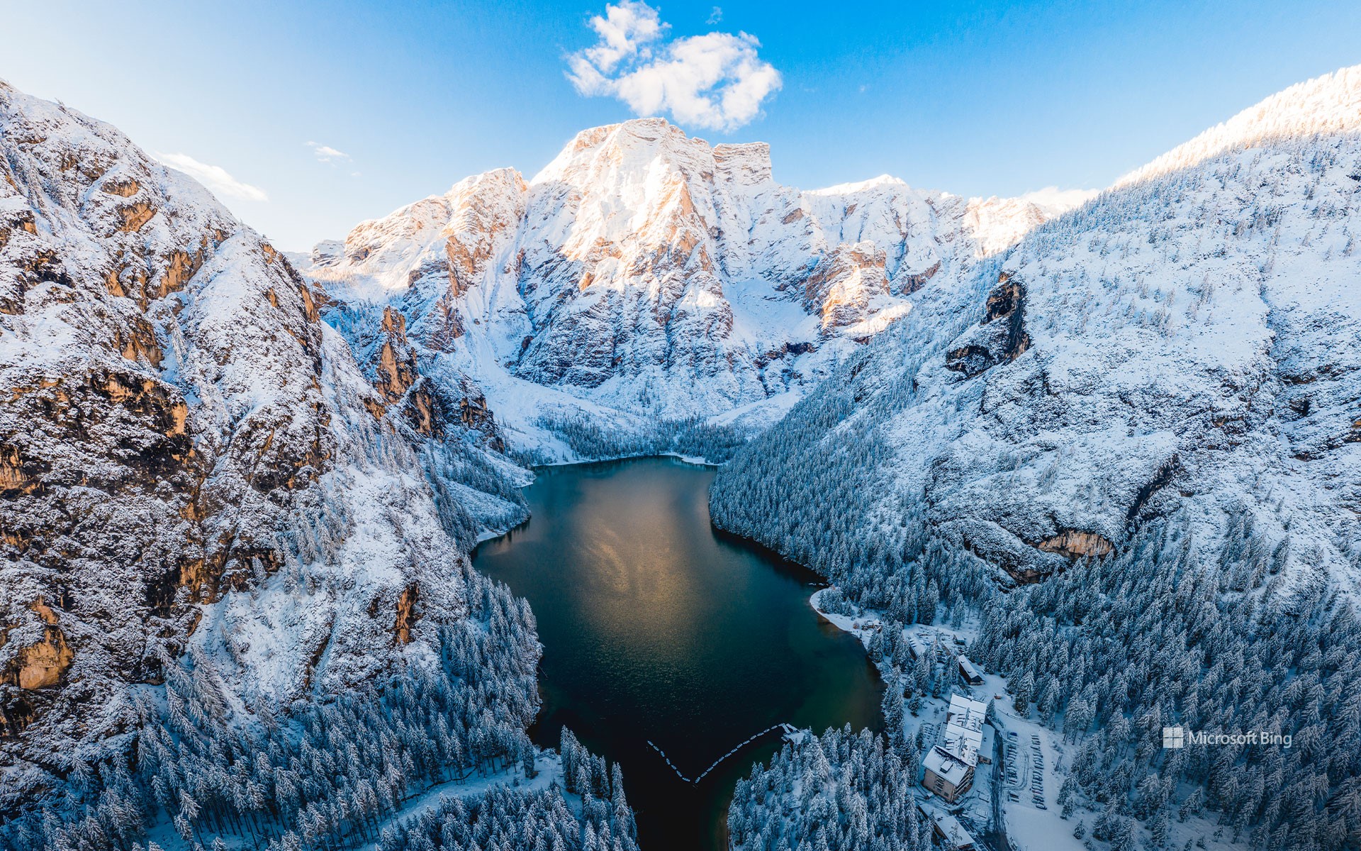 lake the Pragser Wildsee