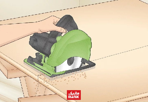مرحله دوم، برش قطعات: تخته سه چهارم اینچی را به قطعات قابل کنترل برش دهید