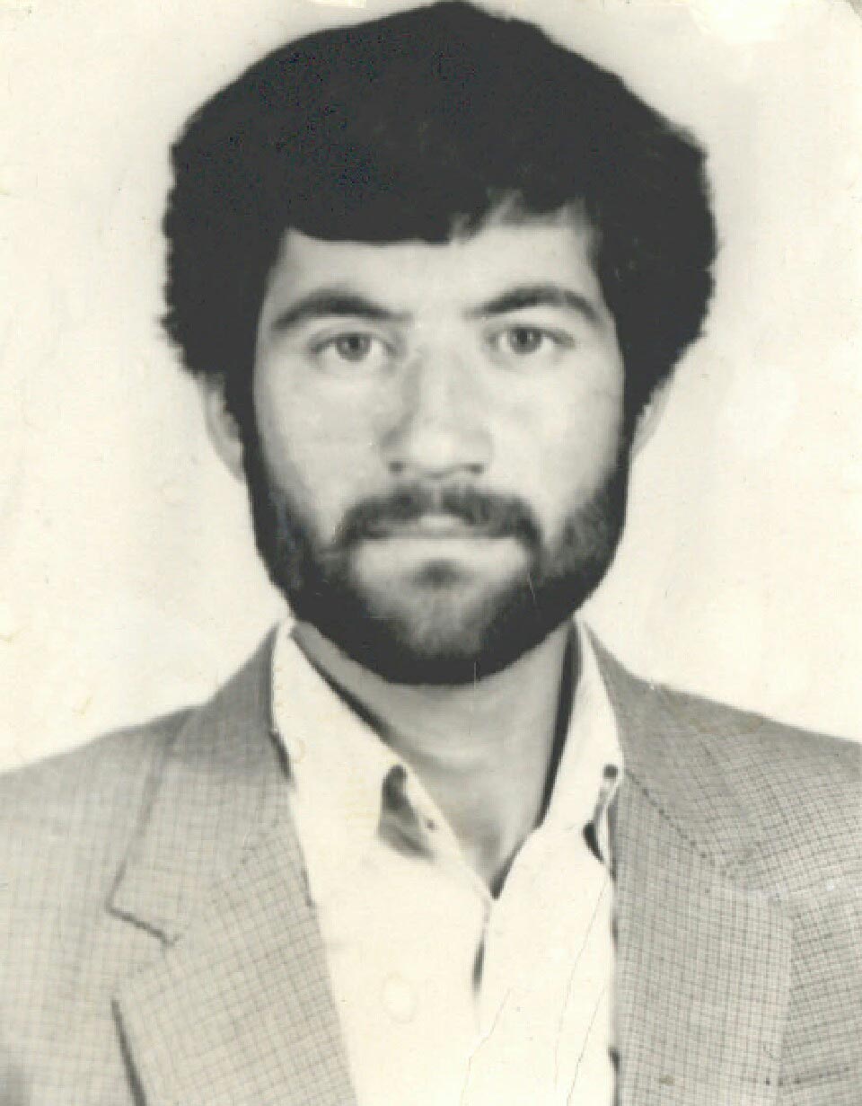 مزار شهید حسین محمودی زاوه