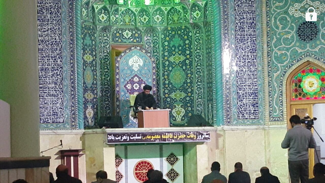 سخنرانی حمید حسینی در حرم حضرت عبدالعظیم