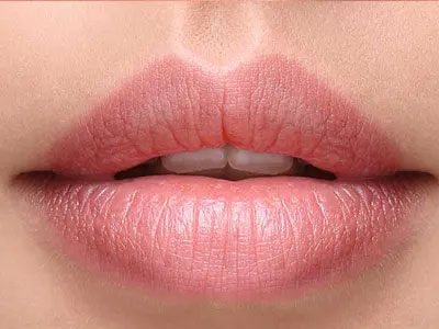 ژل لب نچرال در ارومیه 