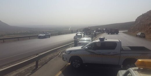 چپ کردن کامیون حمل سوخت در جاده اصفهان 