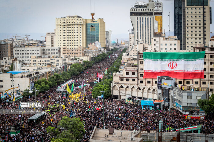 وداع با رئیس جمهور در مشهد