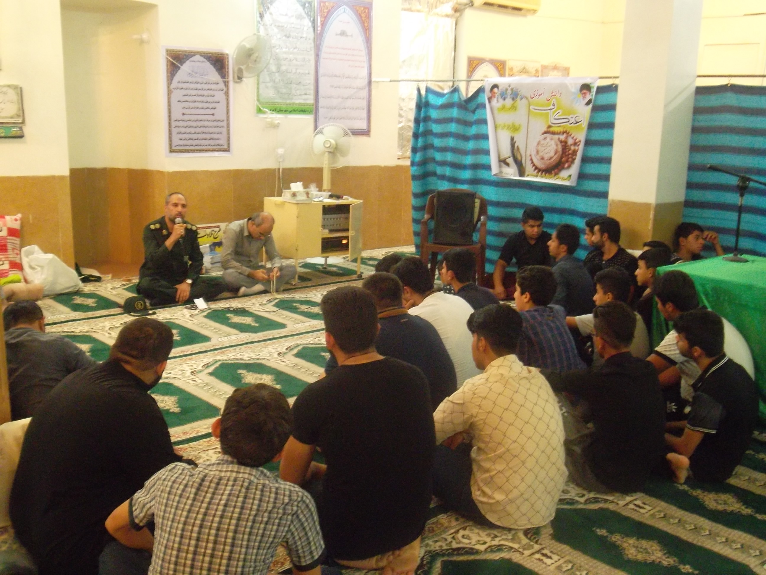 اعتکاف دانش آموزی