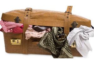 چگونگی گذاشتن لباس ها در چمدان بدون اینکه چروک شوند؟