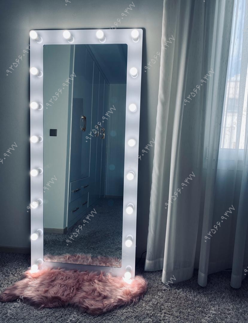 آینه قدی چراغدار