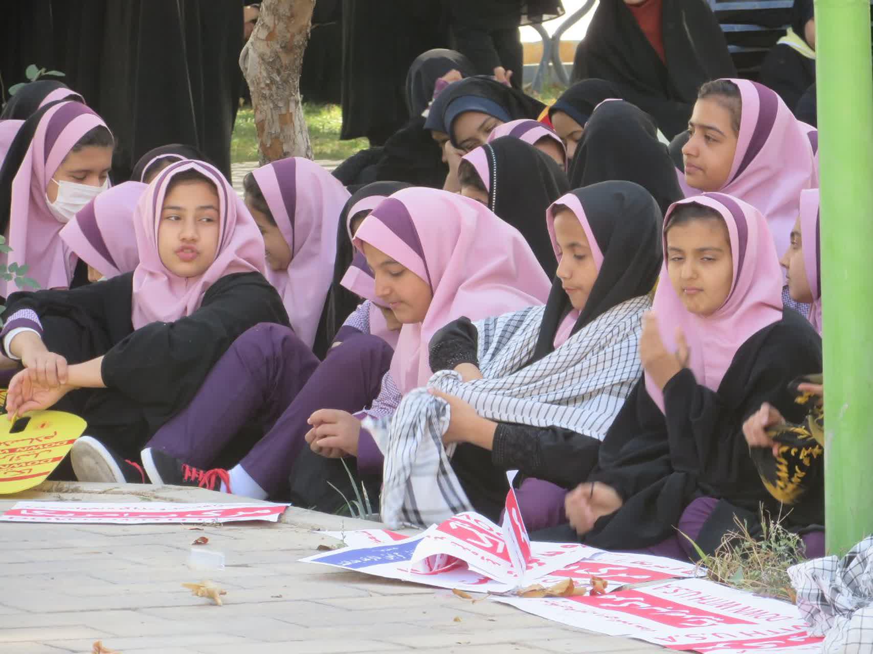 راهپیمایی یوم الله 13 آبان در شهر کمشچه :: نگاه کمشچه
