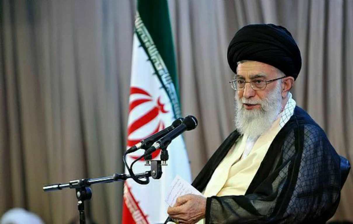 امام خامنه ای