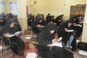 حضور ۶۰ نفر حافظ در آزمون ورودی تربیت‌معلم حفظ قرآن کریم شهرستان بروجن