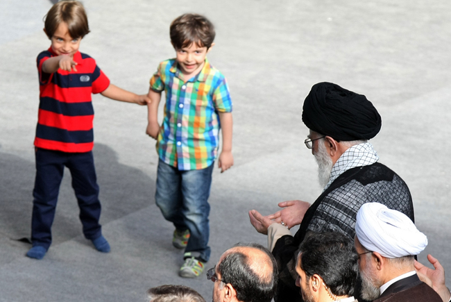 پدر خامنها ی