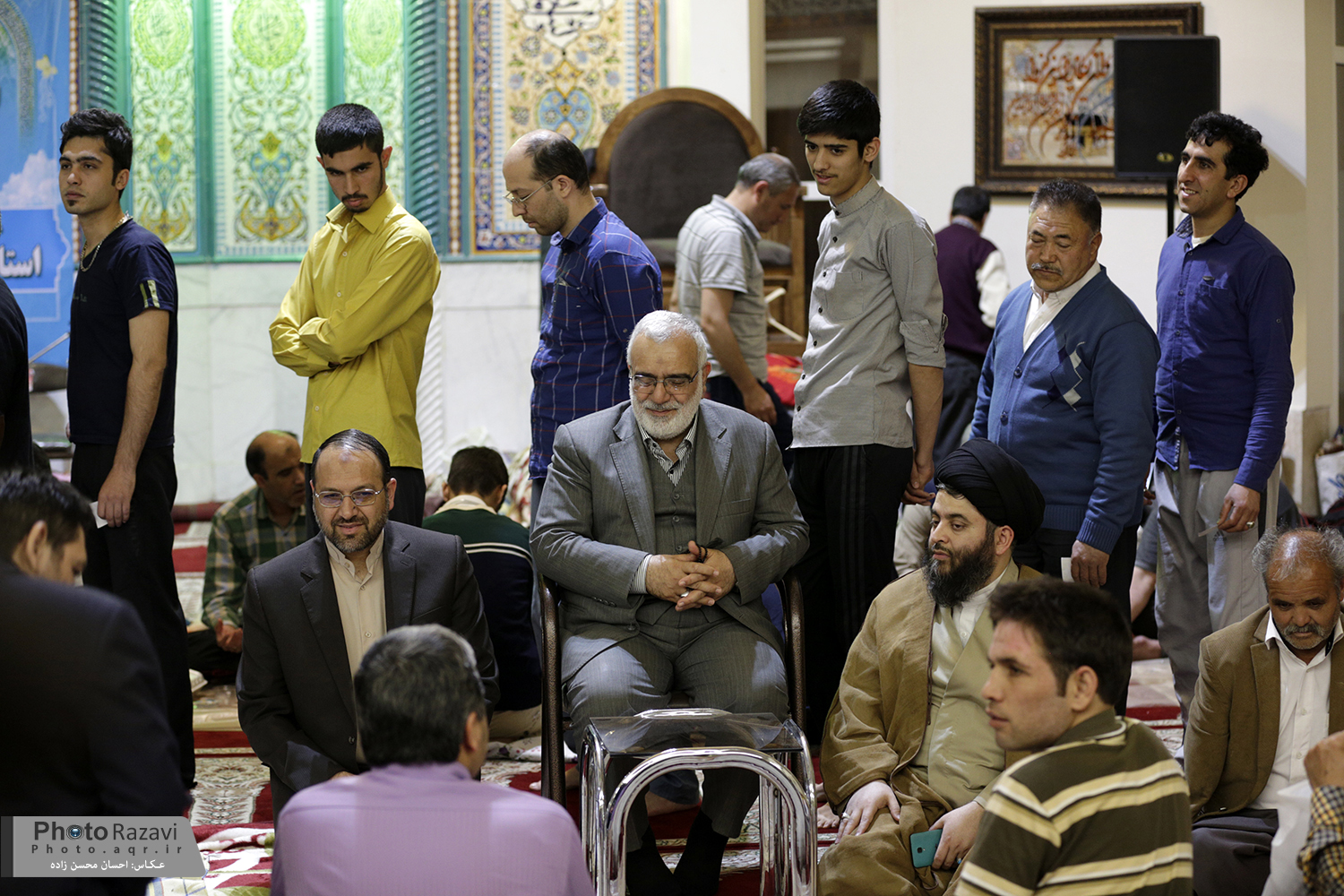 حضور بختیاری در مسجد امام مشهد