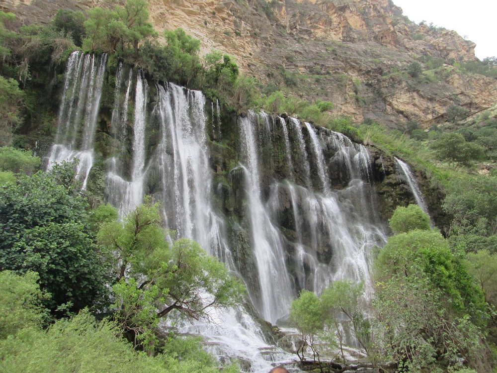 آبشار شوی گروه کوهپیمایی رویش دزفول